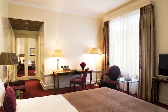 ホテル ベルビュー パレス