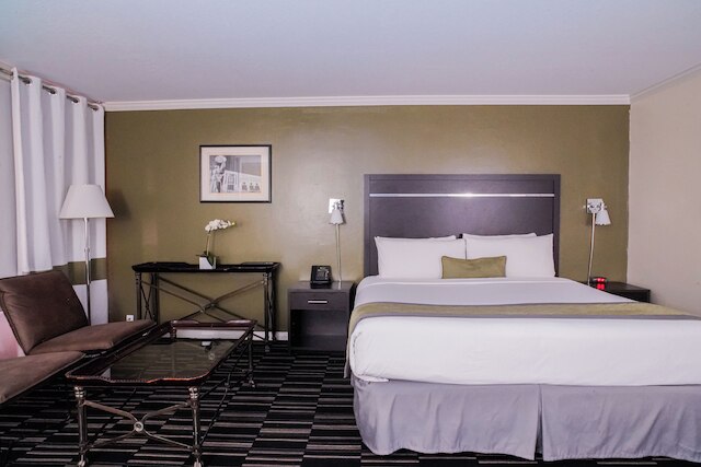 アップタウン オアシス サンノゼ エアポート