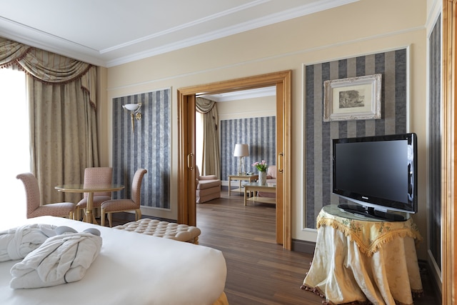 ロイヤル ホテル カールトン