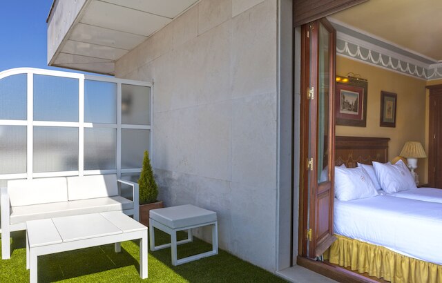 ホテル イングラテラ セビリア