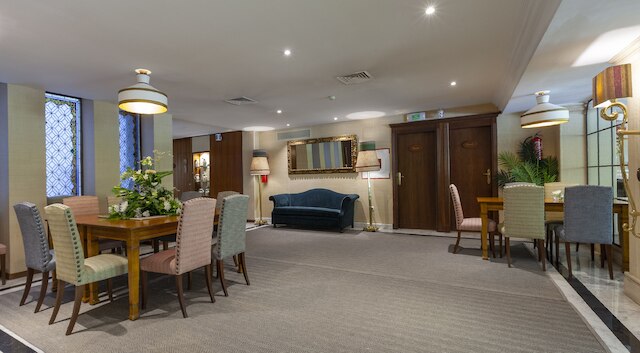 ホテル イングラテラ セビリア