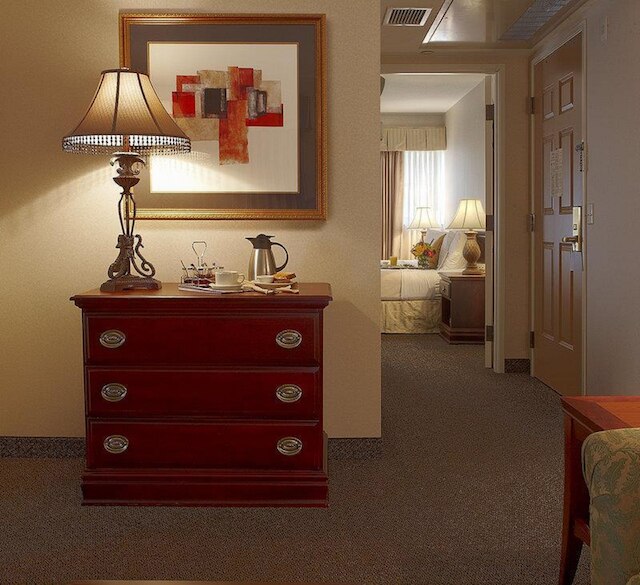 ベスト ウエスタン プラス ザ ノルマンディー イン & スイーツ