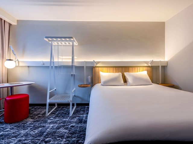 アイビス ラ ロシェル サントル イストリック ホテル