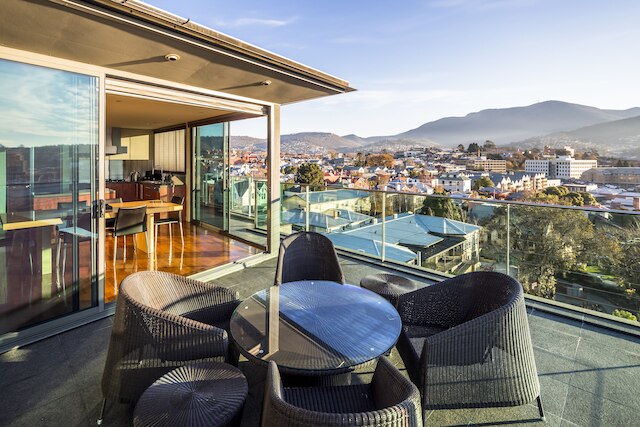 レンナ オブ オーバート