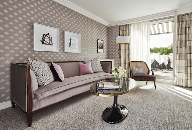 ザ ウエストベリー ホテル