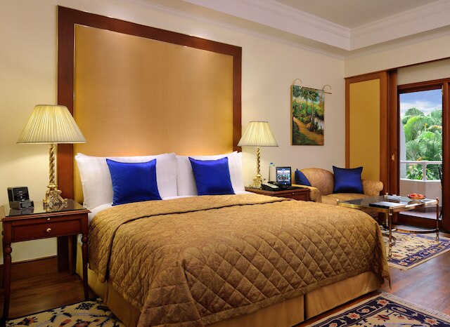 ザ オベロイ ベンガルル