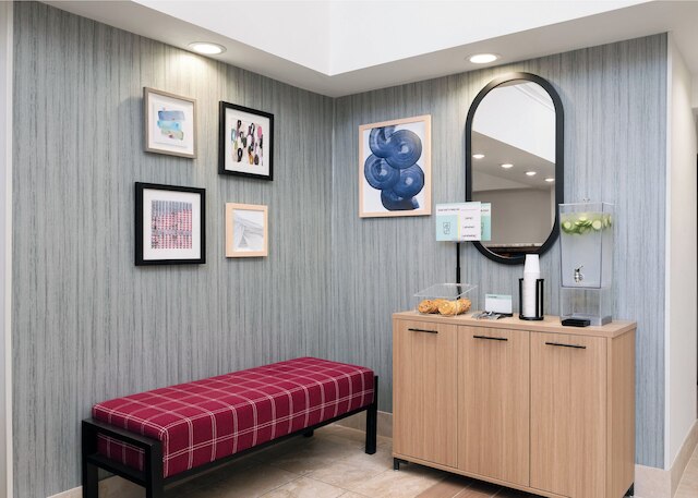 ガーナーホテル オーガスト ウェスト by IHG