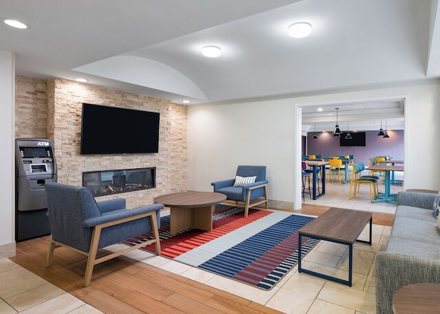 ガーナーホテル オーガスト ウェスト by IHG