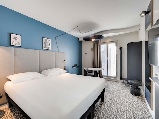 アイビス パリ ペール ラシェーズ