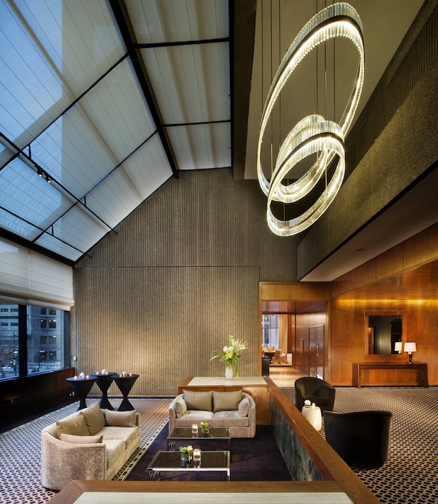 ホテル オムニ モン ロアイヤル