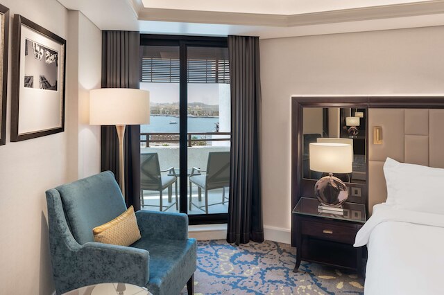 ラディソン ブル ホテル、ドバイ デイラ クリーク