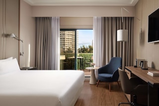 NH リスボア カンポ グランデ