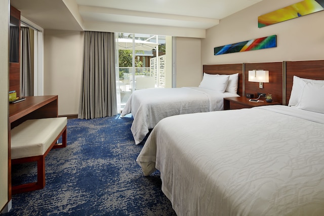 ヒルトン ガーデン イン ワイキキ ビーチ