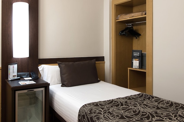 カタロニア アテナス