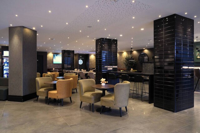 カタロニア パーク グエル