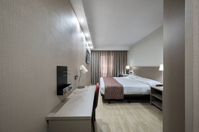 カタロニア パーク グエル