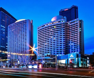 フラマ ホテル大連 (大連富麗華大酒店)