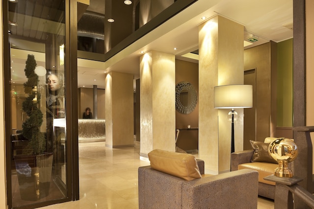 ベストウェスタン アンジュ ラファイエット オペラ