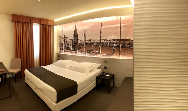 アントニー ホテル