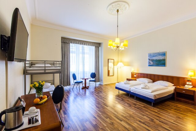 ホテル モノポール