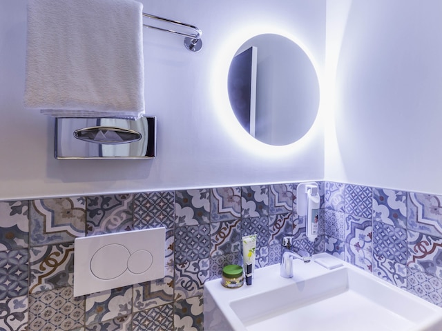 アイビス スタイル パリ ガール ドゥ レスト TGV