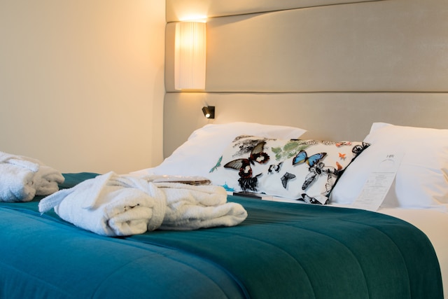 ホテル パリ ヌイイ