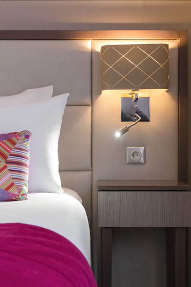 ホテル パリ ヌイイ