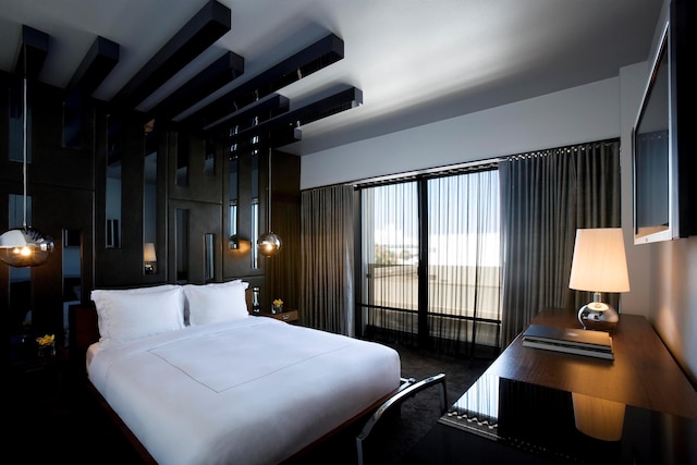 シックスティ ビバリーヒルズ