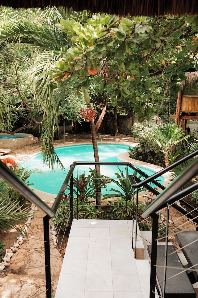 ナ バラム ホテル