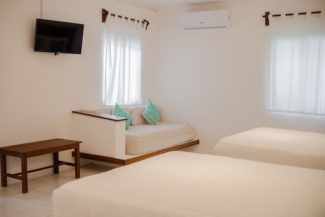 ナ バラム ホテル