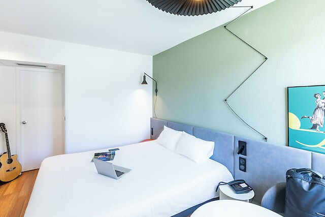 イビス エヴォラ ホテル