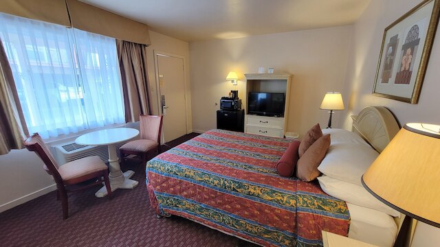 エル カミノ イン