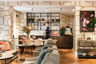 ベストウェスタン デルファイ ホテル