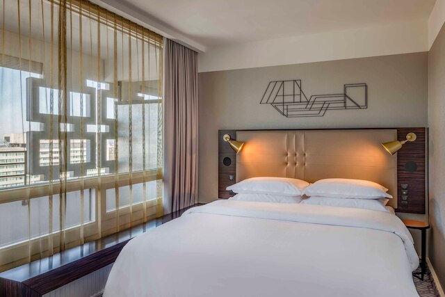 フォー ポインツ バイ シェラトン ミュンヘン アラベラパーク