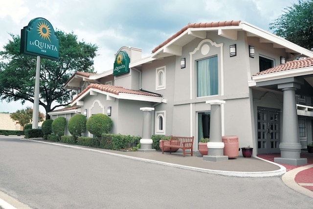 ラ キンタ イン バイ ウィンダム ダラス アップタウン