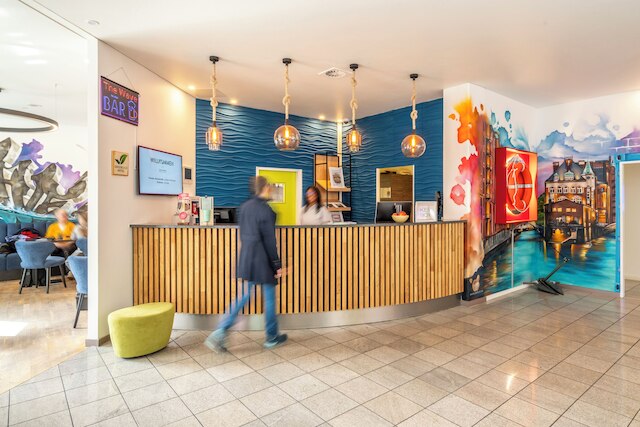 イビス スタイルズ ハンブルク アルスター シティ