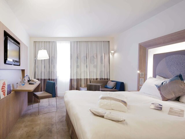 ノボテル エヴリー クールクロンヌ