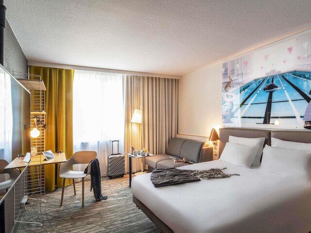 ノボテル エヴリー クールクロンヌ