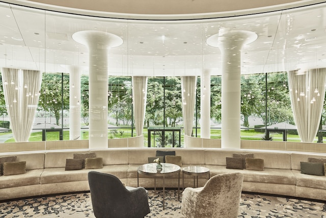 ザ フォントネー