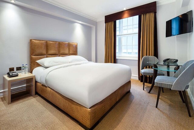 ラディソン ブル ホテル、ロンドン ボンド ストリート