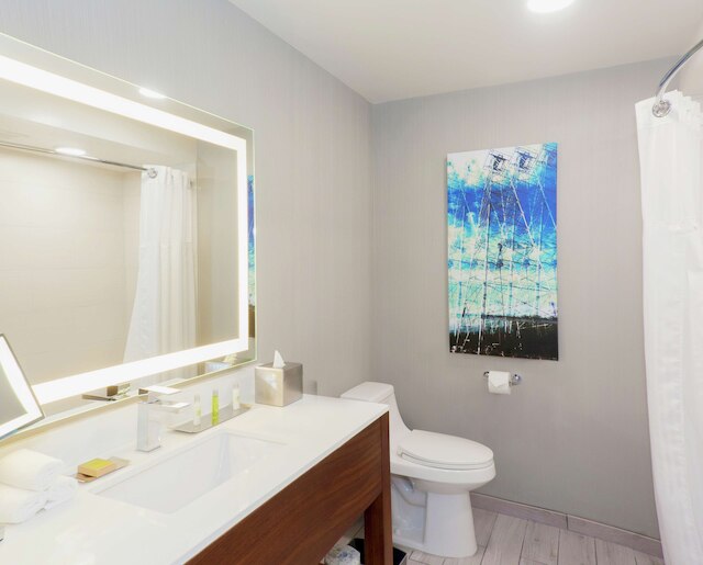 ダブルツリー バイ ヒルトン ホテル ベーカーズフィールド