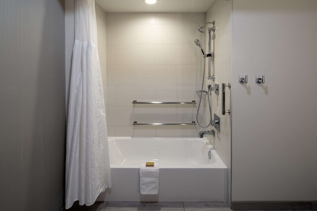 ダブルツリー バイ ヒルトン ホテル ベーカーズフィールド