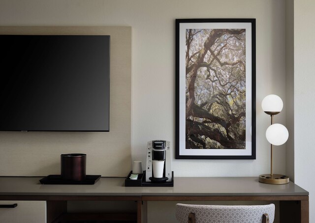 ソネスタ アーバイン ジョン ウェイン エアポート