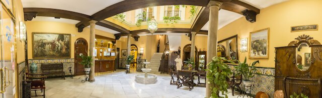 ホテル レイナ クリスティーナ