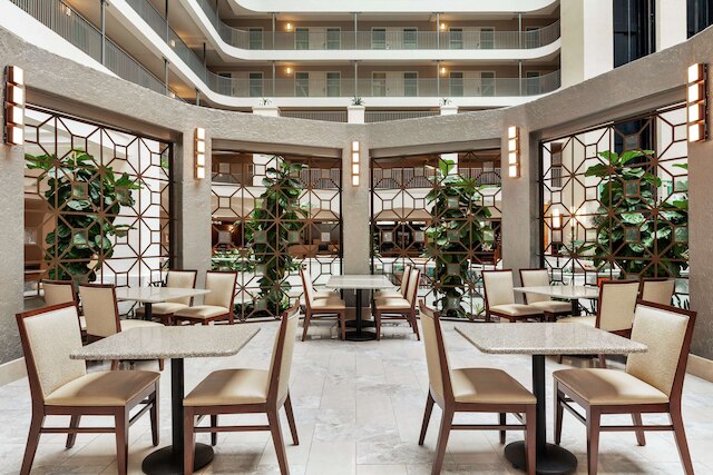 エンバシー・スイーツ・バイ・ヒルトン サンタ アナ オレンジ カウンティ エアポート