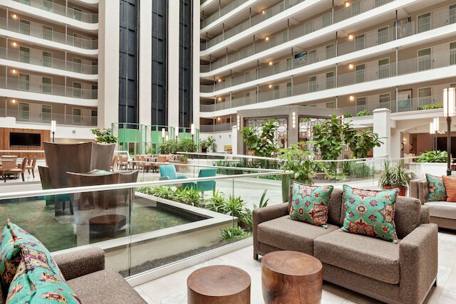 エンバシー・スイーツ・バイ・ヒルトン サンタ アナ オレンジ カウンティ エアポート