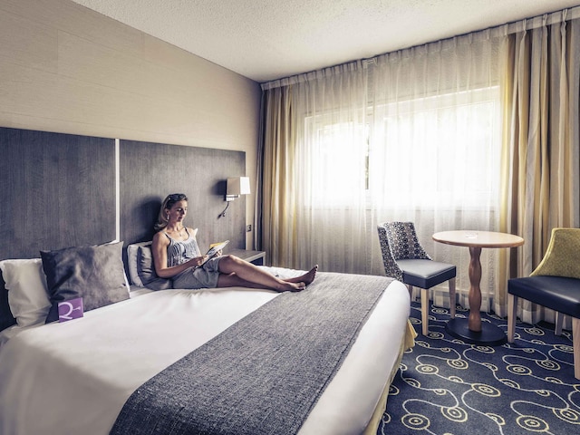 メルキュール アヌシー シュッド