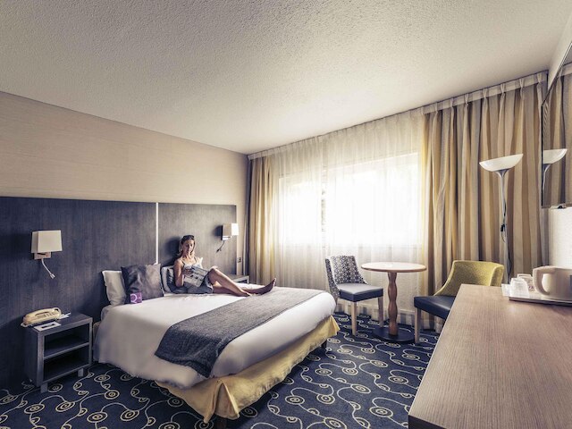 メルキュール アヌシー シュッド