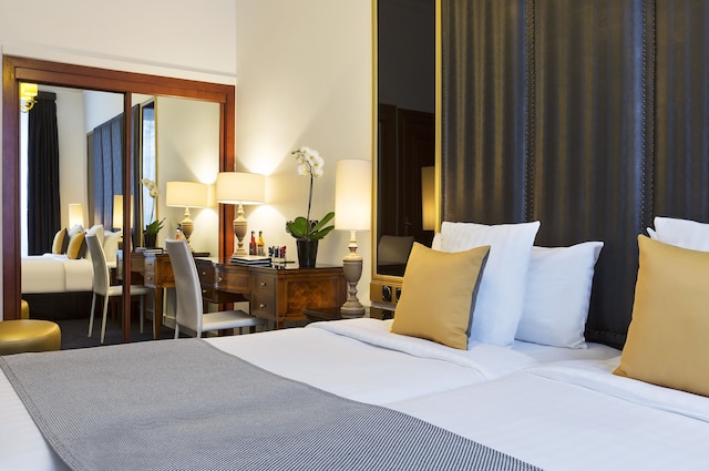 メリア パリ シャンゼリゼ