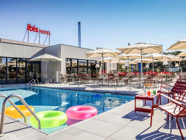 イビス オランジェ サントル イシャンジェル A7 A9